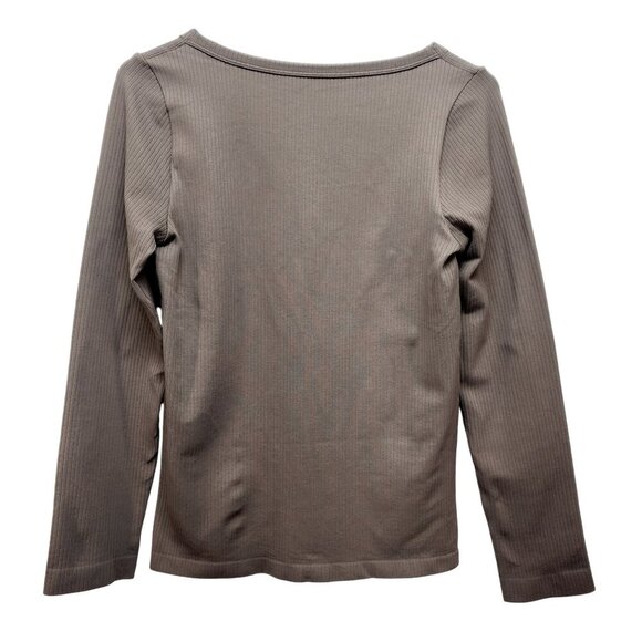 OQQ Long-Sleeve Brown Ribbed Henley Top With Button Detail Size M - Picture 2 of 9